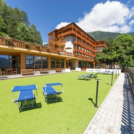 Hotel Sancamillo Dimaro Luaran gambar
