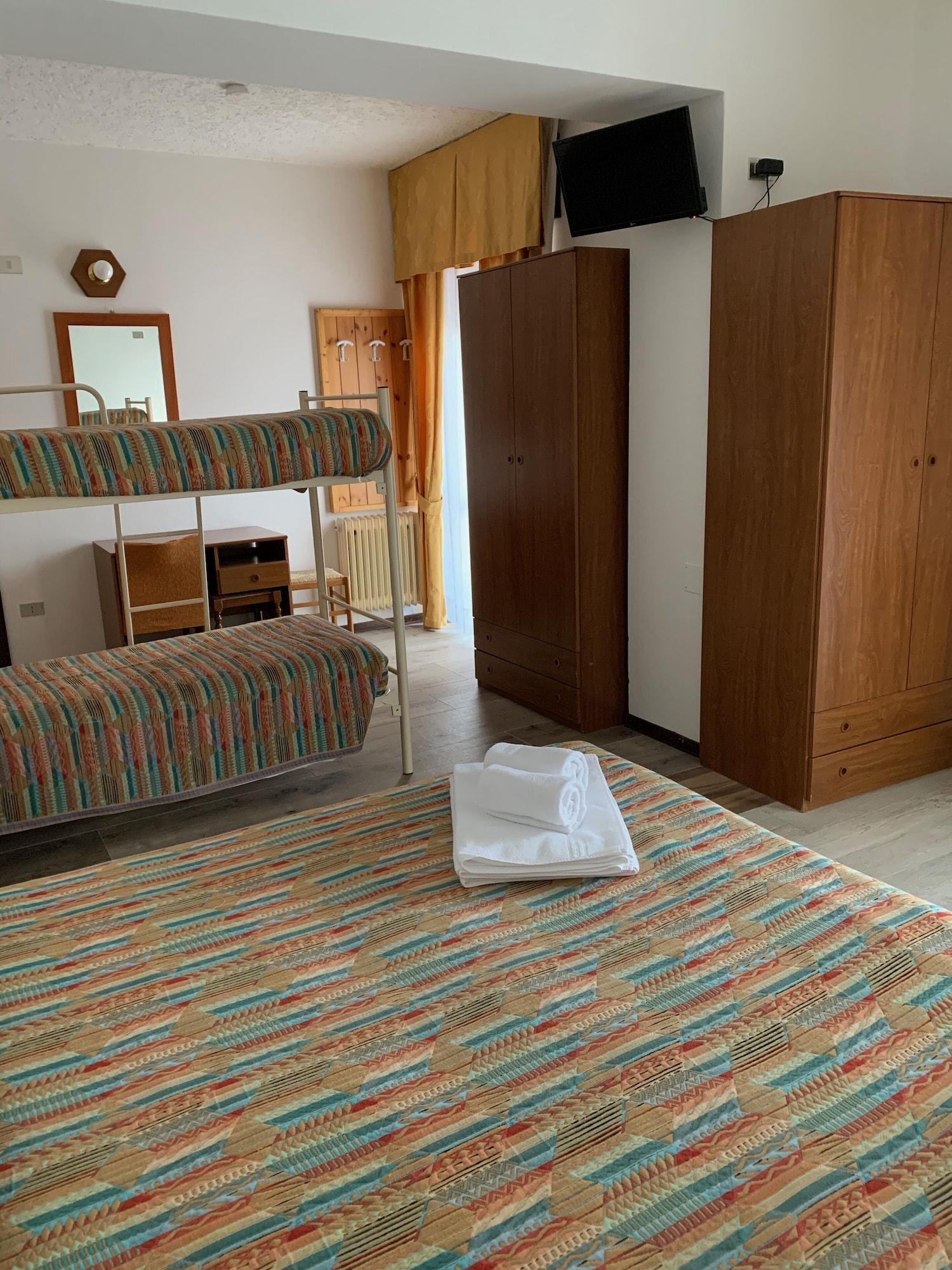 Hotel Sancamillo Dimaro Luaran gambar