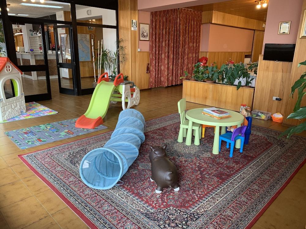 Hotel Sancamillo Dimaro Luaran gambar