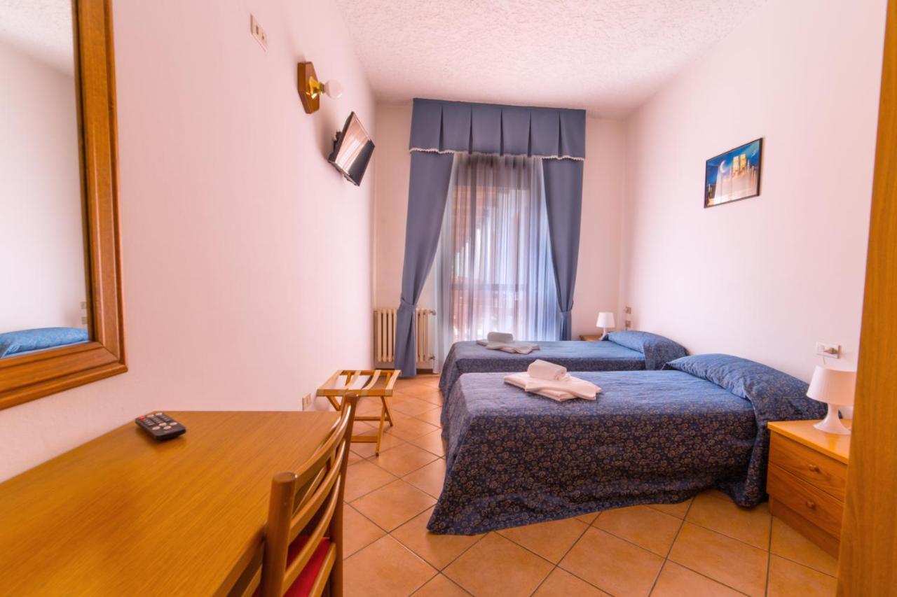 Hotel Sancamillo Dimaro Luaran gambar