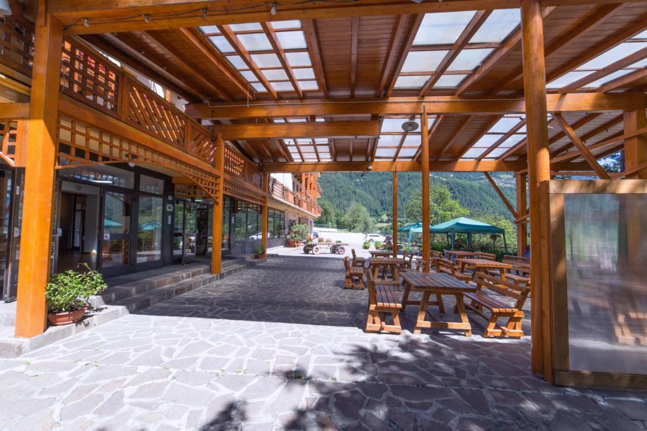 Hotel Sancamillo Dimaro Luaran gambar